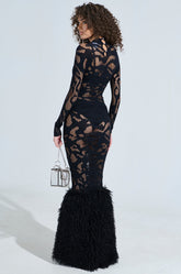 ALL EYES ON ME SEAMLESS MAXI DRESS WITH FUR