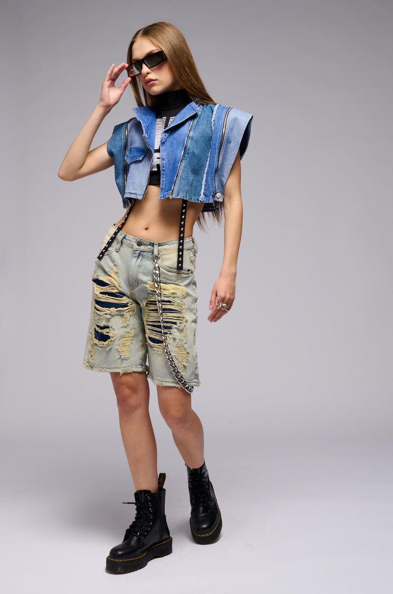 EASY LOVING CROP DENIM TOP